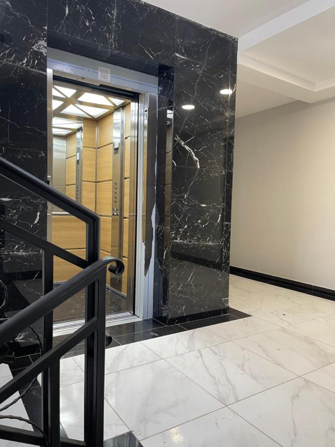 Ferienwohnung Cvetanov Trg Lux 2 Belgrad Exterior foto